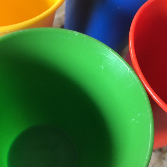 Set of 4 Vintage Tupperware Bell Tumbler Cups Primary Colours - Picture 11 of 15